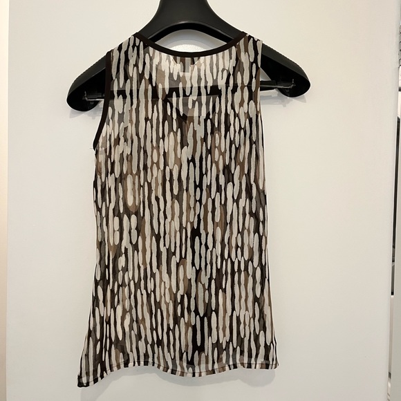 Banana Republic dressy tank - Picture 2 of 4